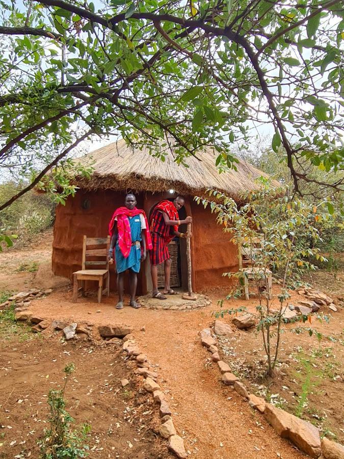 סרנגטי Africa Safari Maasai Boma Camping מראה חיצוני תמונה